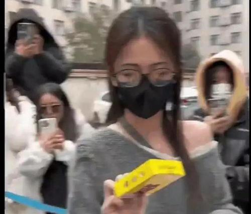 娱乐cp爆料吃瓜,神秘CP甜蜜互动,吃瓜群众纷纷热议 第3张 娱乐cp爆料吃瓜,神秘CP甜蜜互动,吃瓜群众纷纷热议 第3张